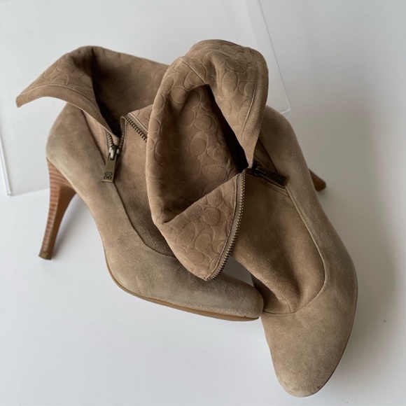 Coach Sede Ankle Boots Foldover Heeled Booties shoes EST 1041 | Size:7.5 B| - Picture 1 of 11